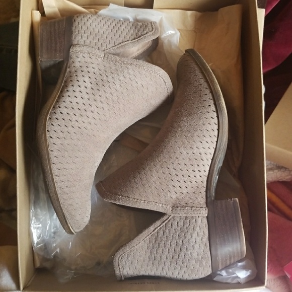 Lucky Brand Booties - Picture 7 of 7